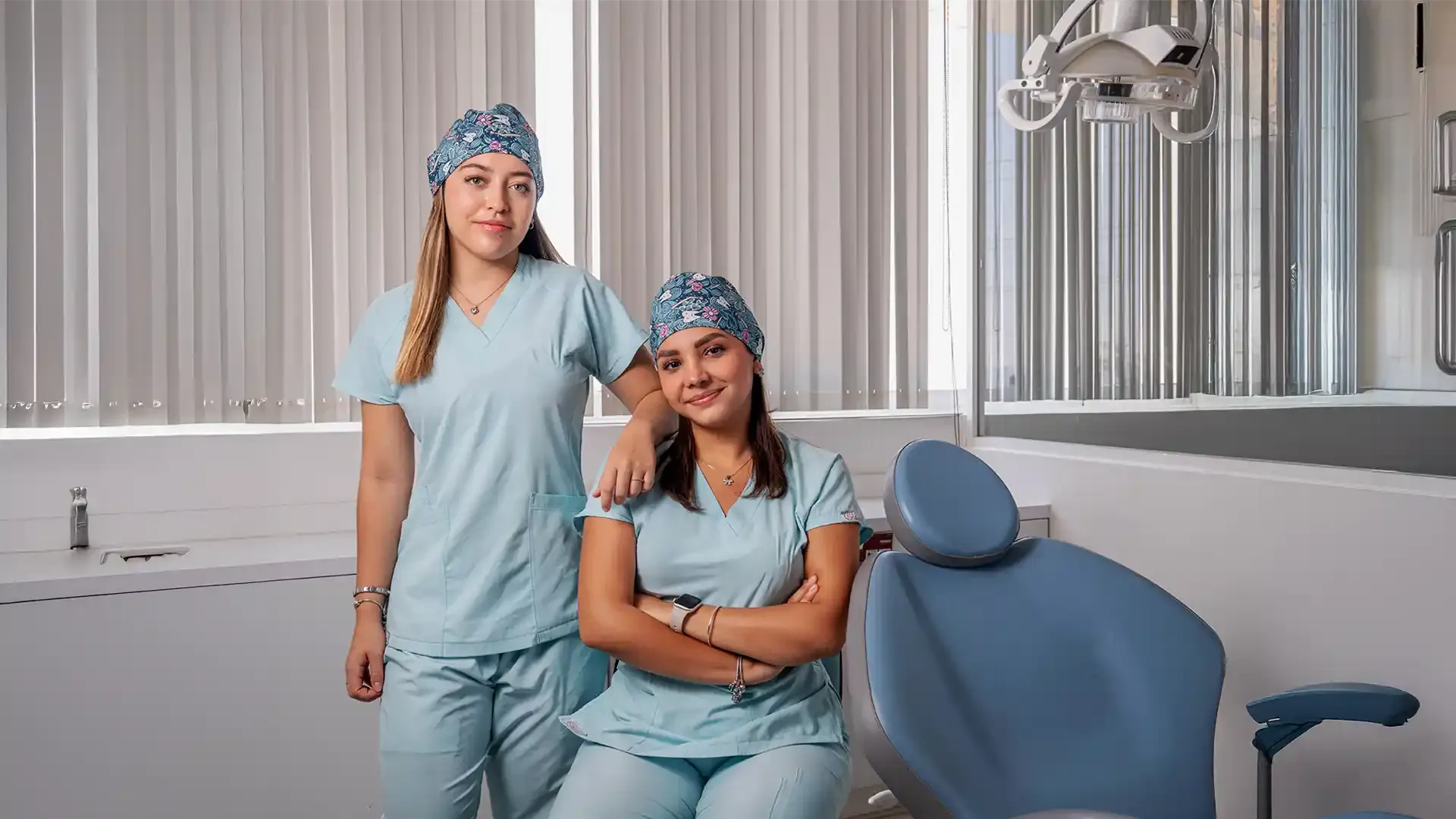 ¿Qué aprenderás en la Especialidad en Periodoncia?